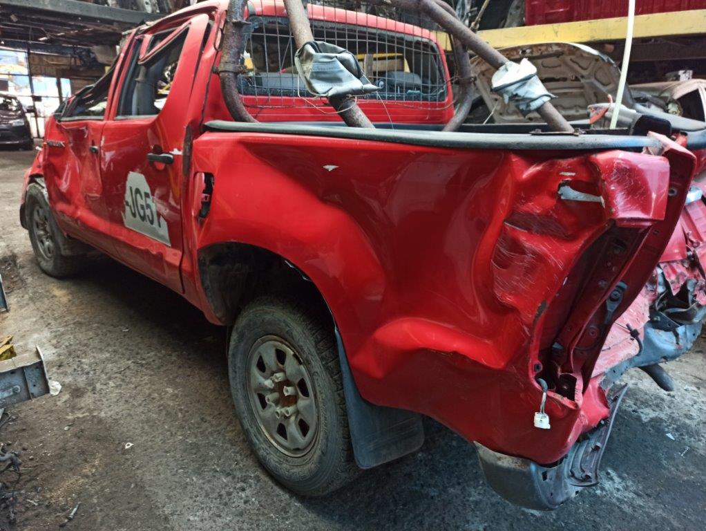  Toyota HILUX 2015    EN DESARME